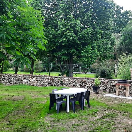 Gite Du Chateau De Chambonnieres Le Plessis-Feu-Aussoux Екстериор снимка